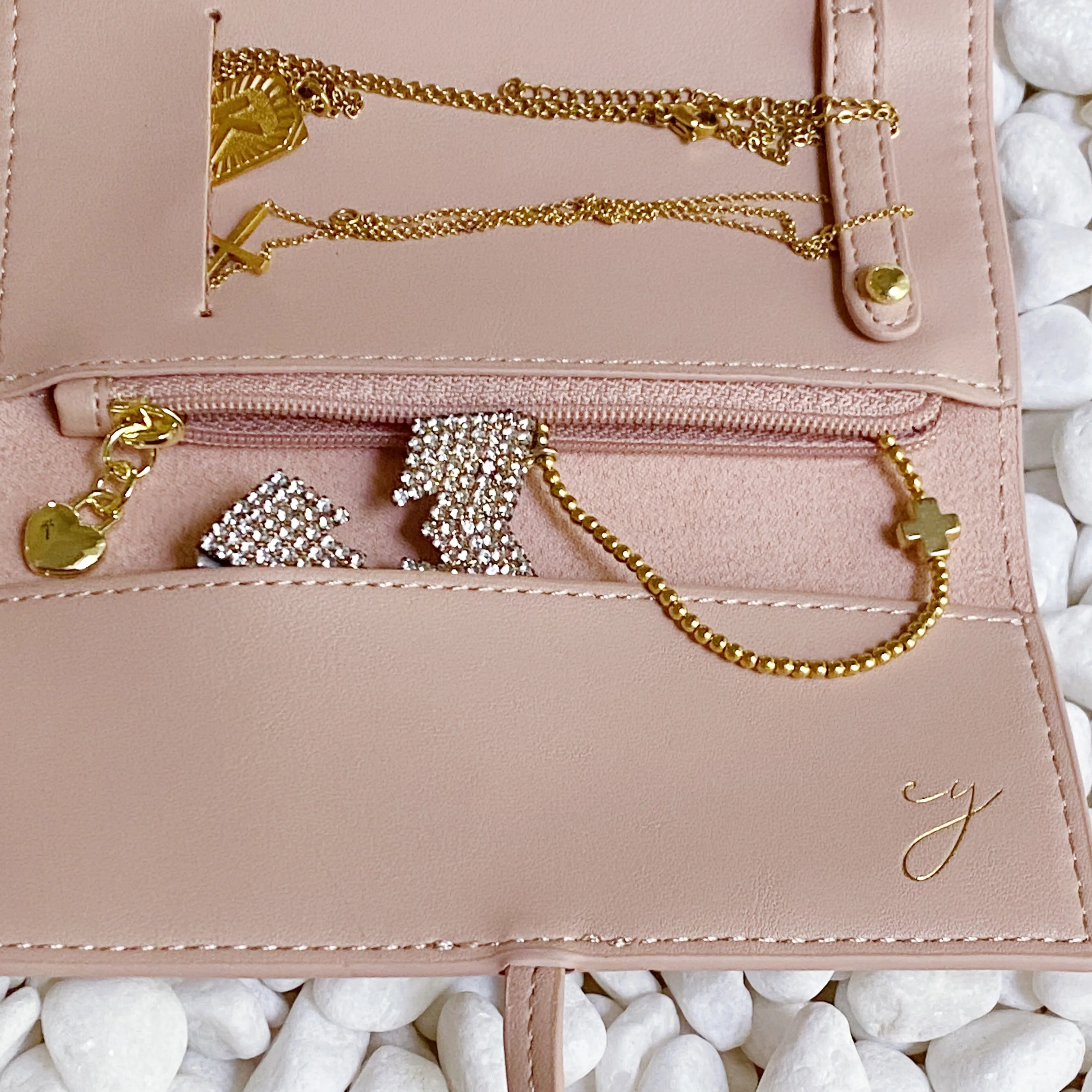 Always With Me Jewelry Roll