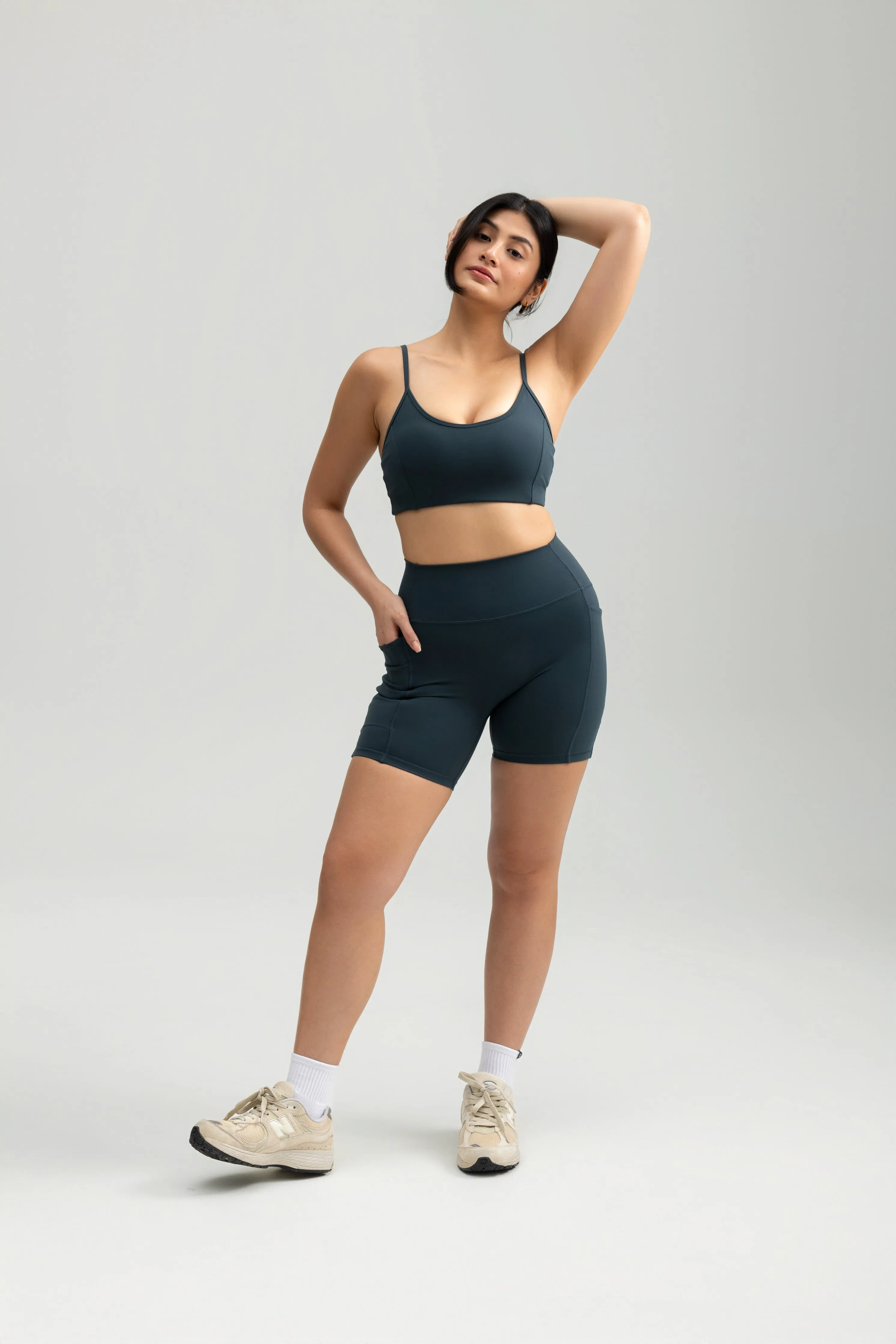 Contour Pocket Shorts (Biker 6") in Mystic