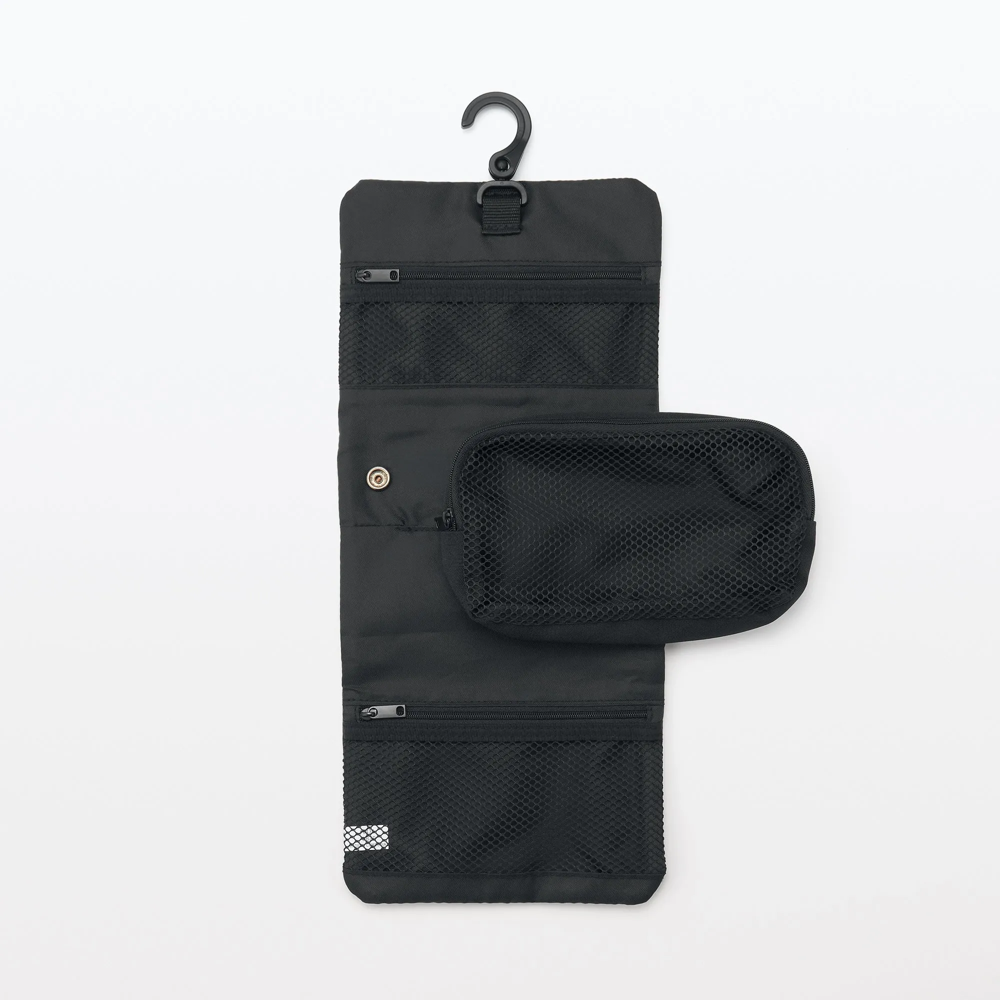 Hanging Case with Pouch