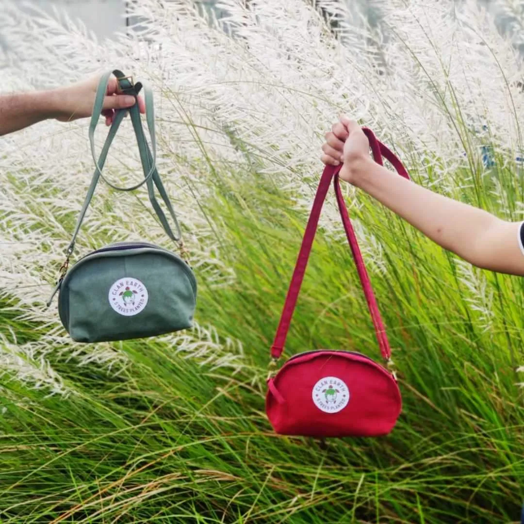 Pika Purse - Red