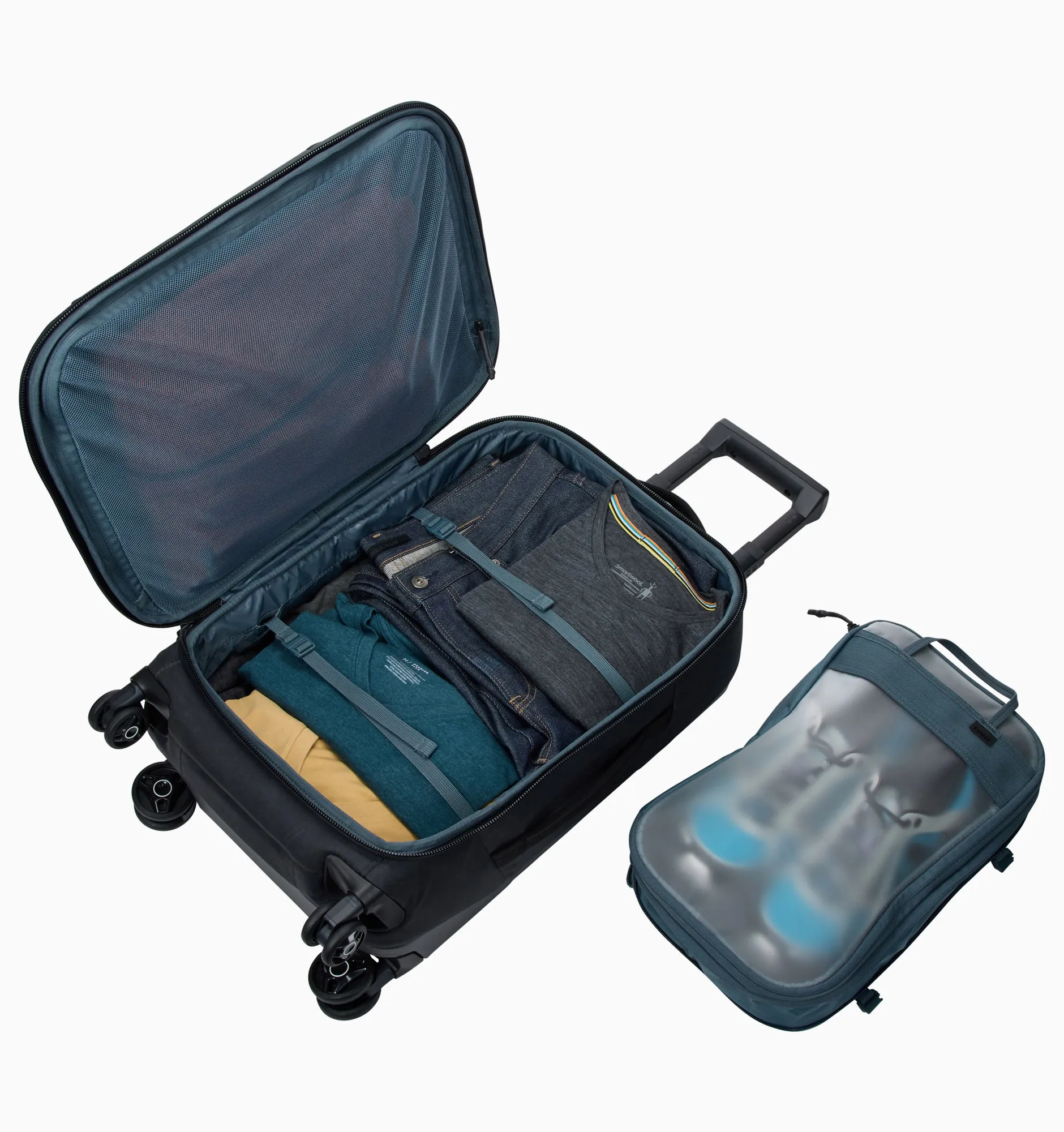 Thule Aion Carry on Spinner