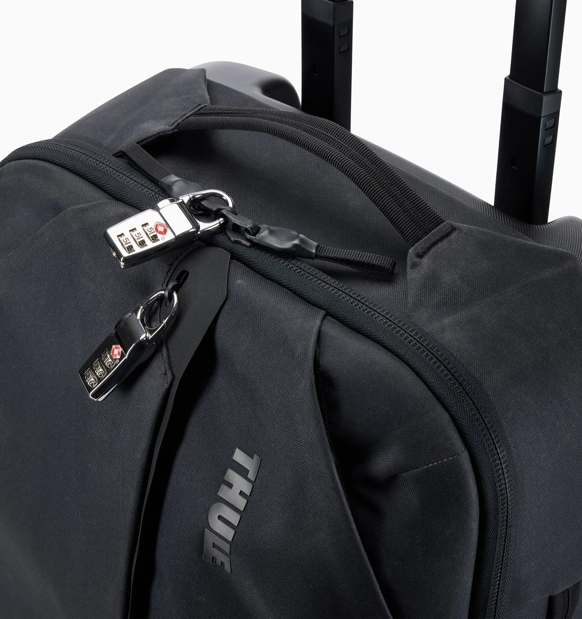 Thule Aion Carry on Spinner