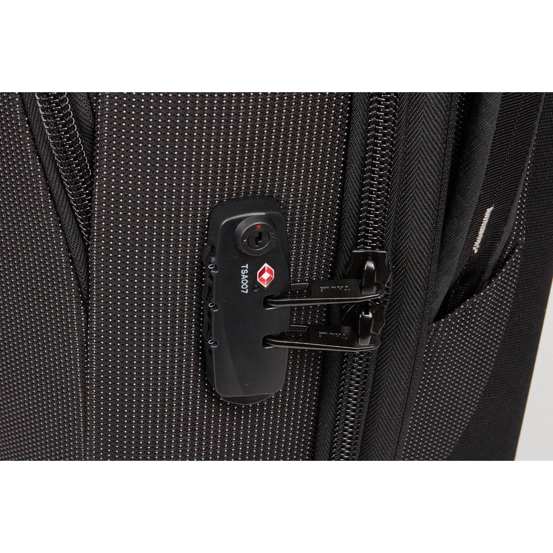 Thule | Crossover 2 Carry On Spinner